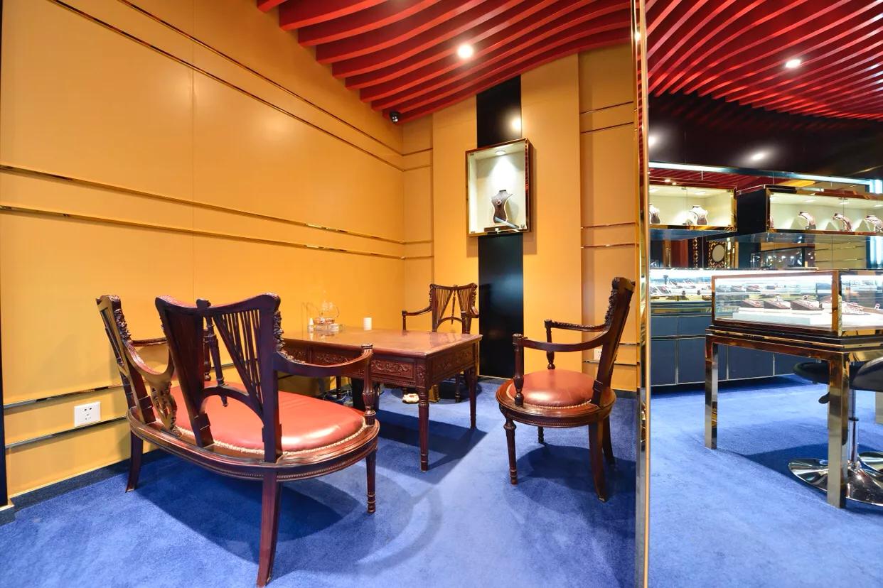 拉萨阿卡红珊瑚珠宝店,纯天然红珊瑚珠宝店