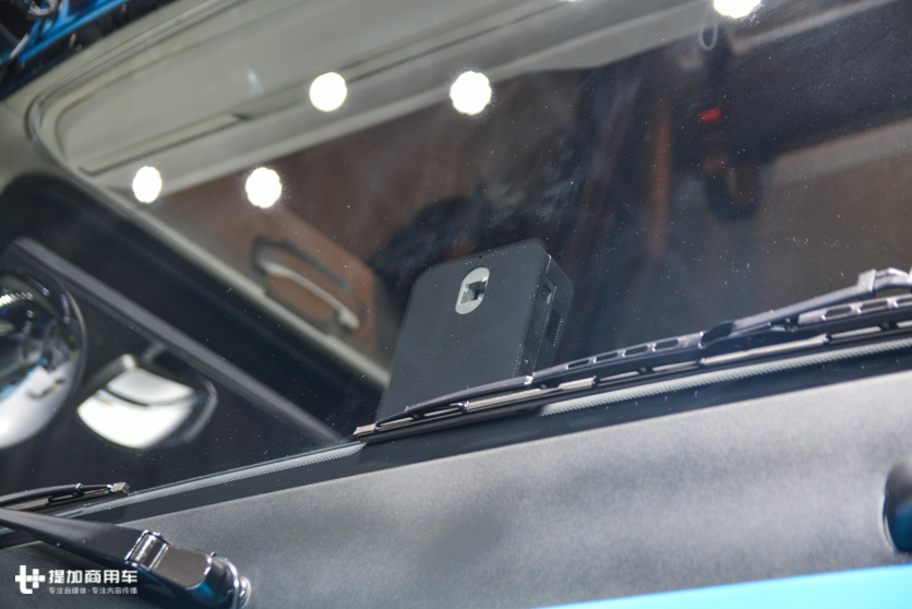 9.6解放j7跟解放jh6哪个配置高,解放j7新款和j7老款区别