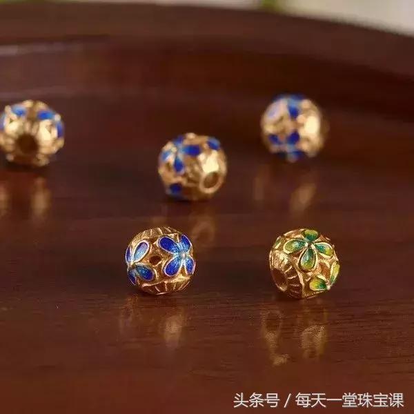 锆石和施华洛世奇水晶哪个值钱,十大假珠宝