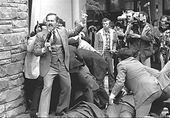 美国精神病罪犯如何治疗,美国怎么处理精神病杀人