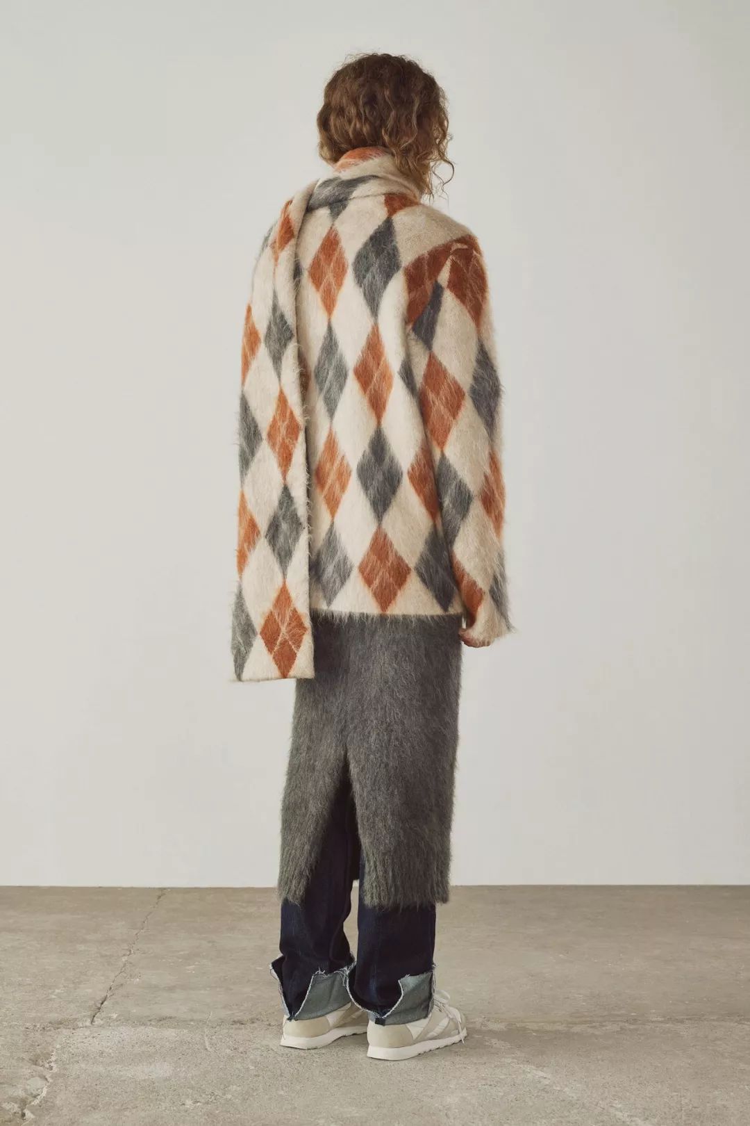 不是所有的羊绒衫都是柔软的么,质感柔软羊绒衫穿着舒服春秋