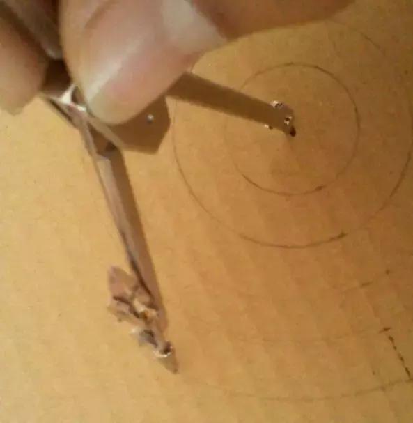 如何确定手镯戴多大,手镯戒指尺寸怎么戴