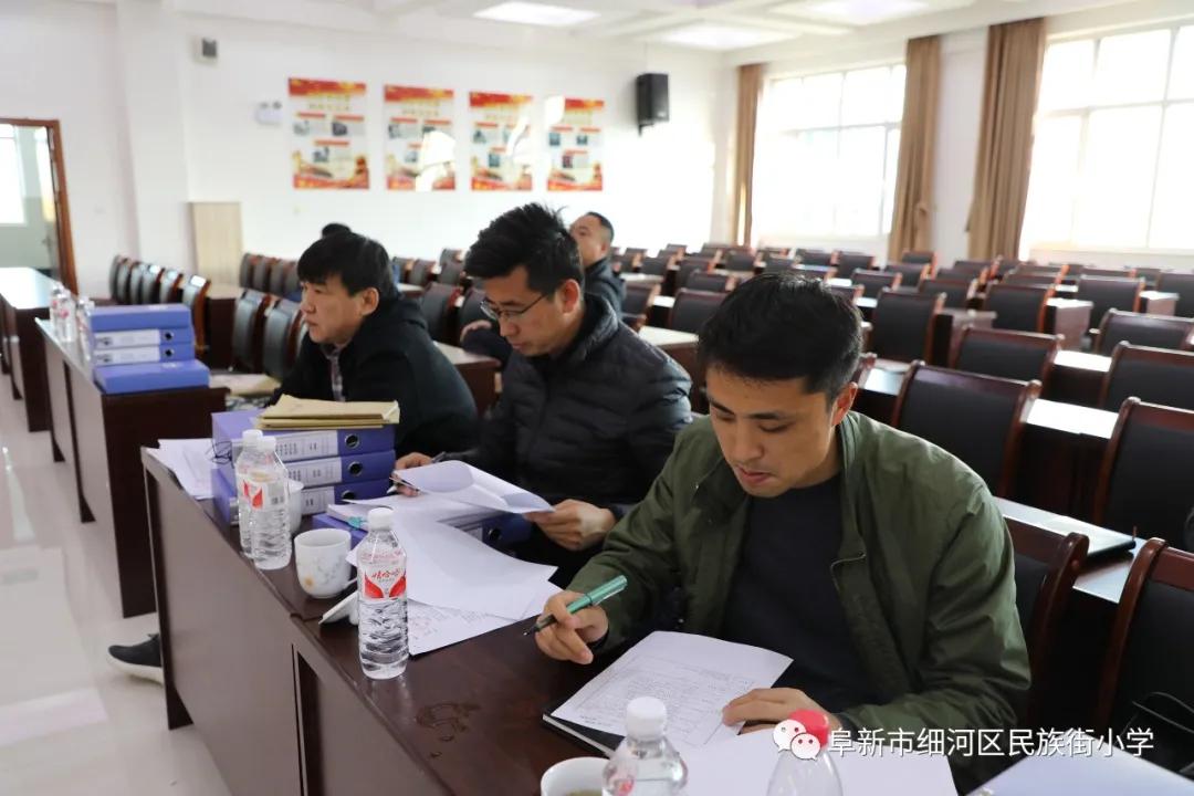 实验小学被评为全国足球特色学校,阜新民族街小学足球