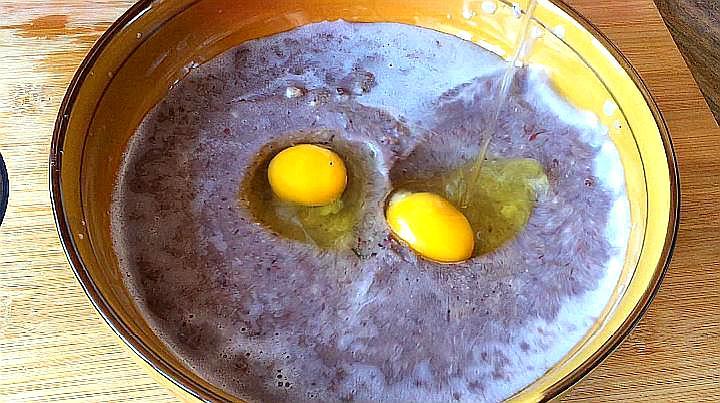 红豆中加2个鸡蛋，不蒸不煮，退奶牙的儿子三天两头点名要，真香