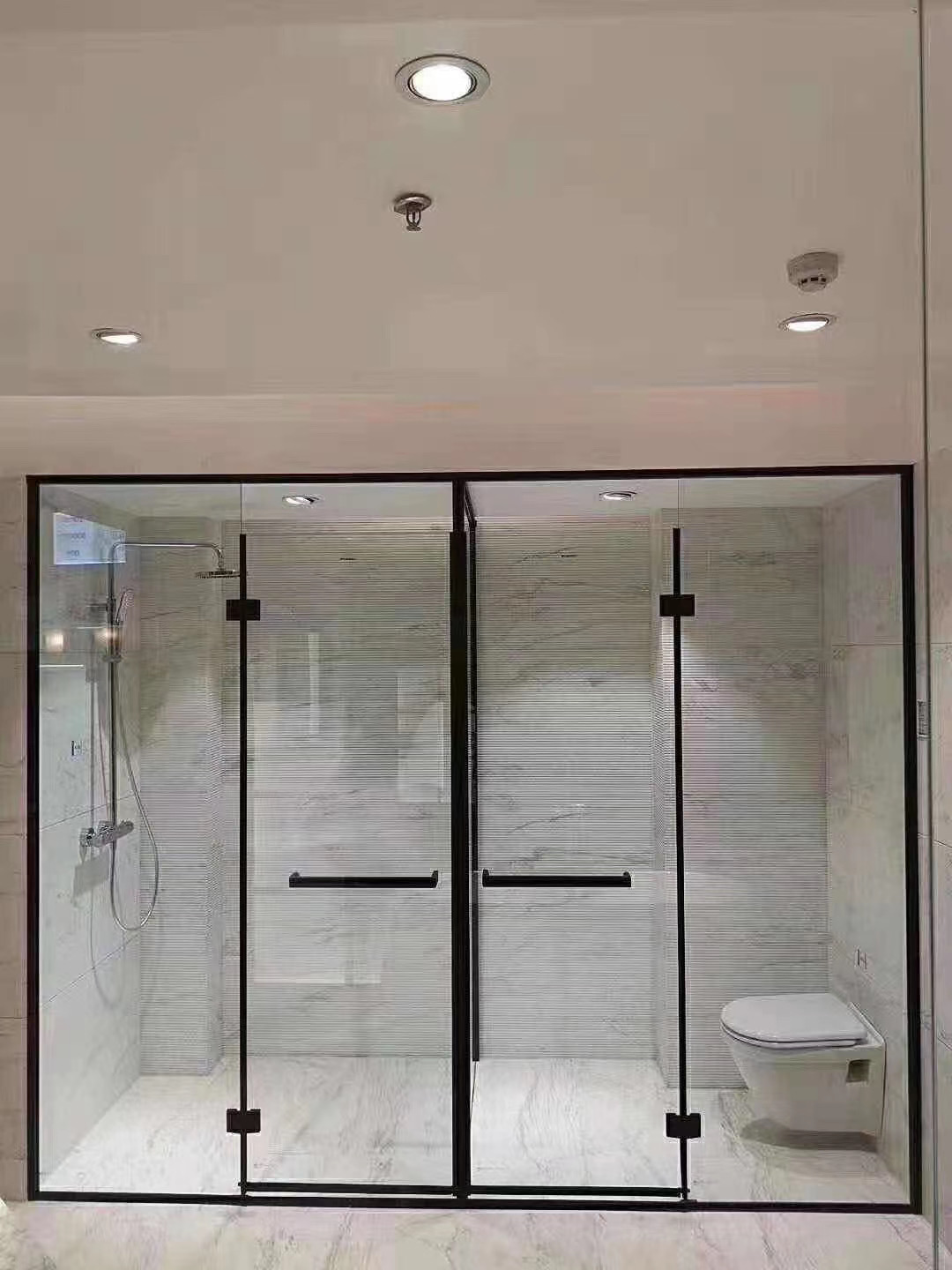 德立淋浴房优点和缺点,德立淋浴房品质介绍