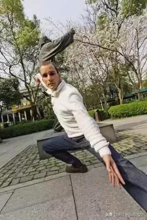 德国小伙爱中医成痴，13年孜孜不倦成“养生达人”