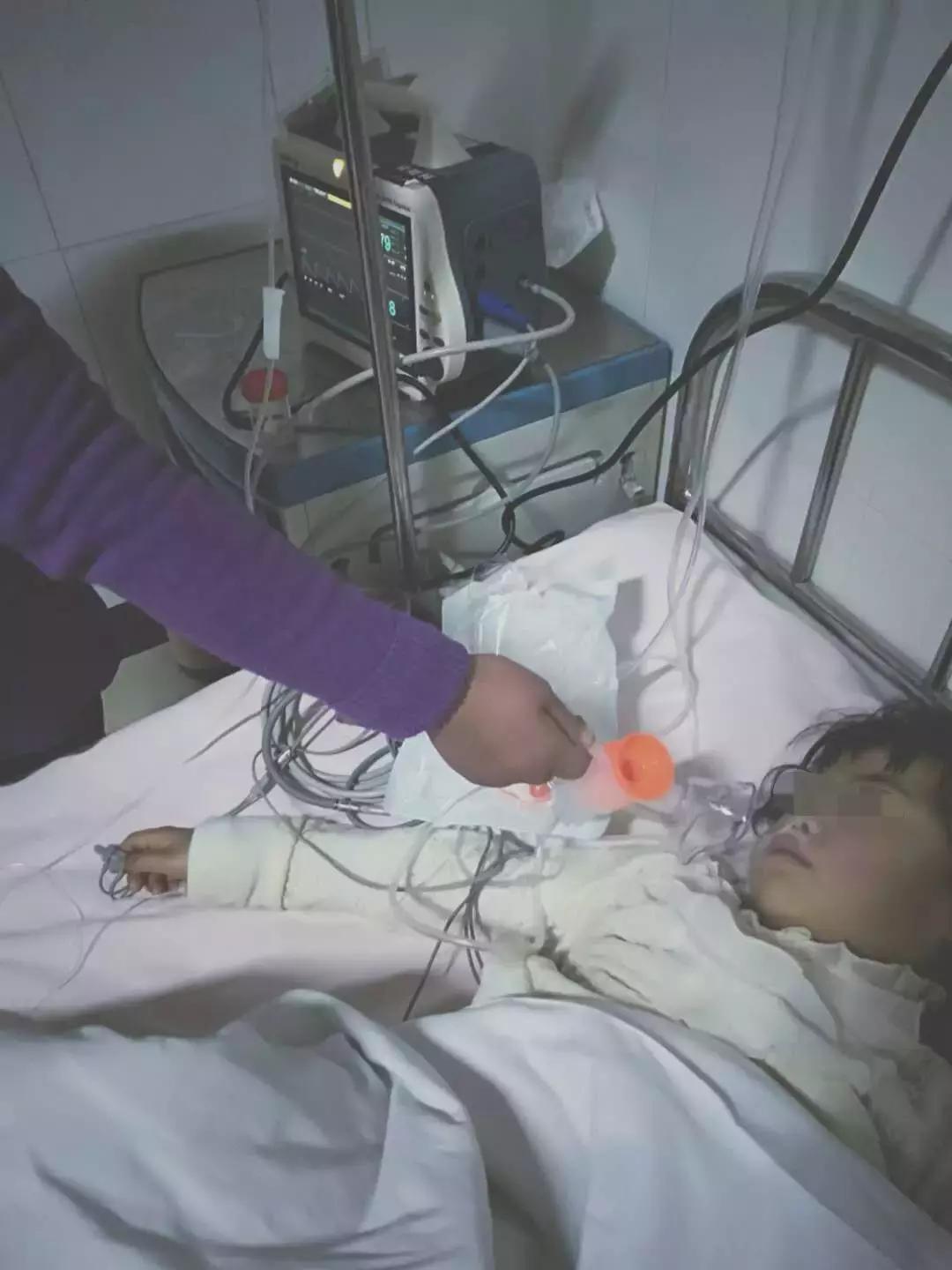 7岁女童遭老师殴打后续,8岁女童被老师殴打