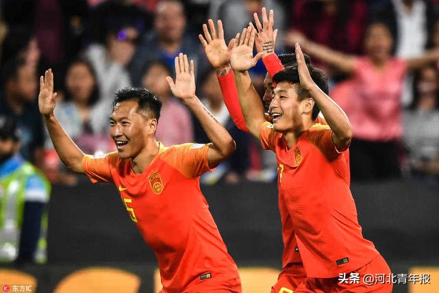 接班郑智成国足“大脑”，连国际足联也这么认为，难怪里皮对他如此青睐