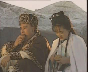 灵空女子，素衣红尘情事，江湖恩怨里，几丈浮沉