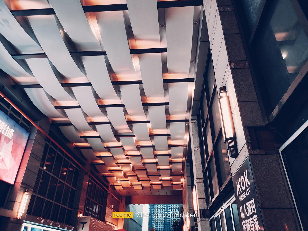 realme真我gt大师版对比,realmegt大师探索版手机的优缺点