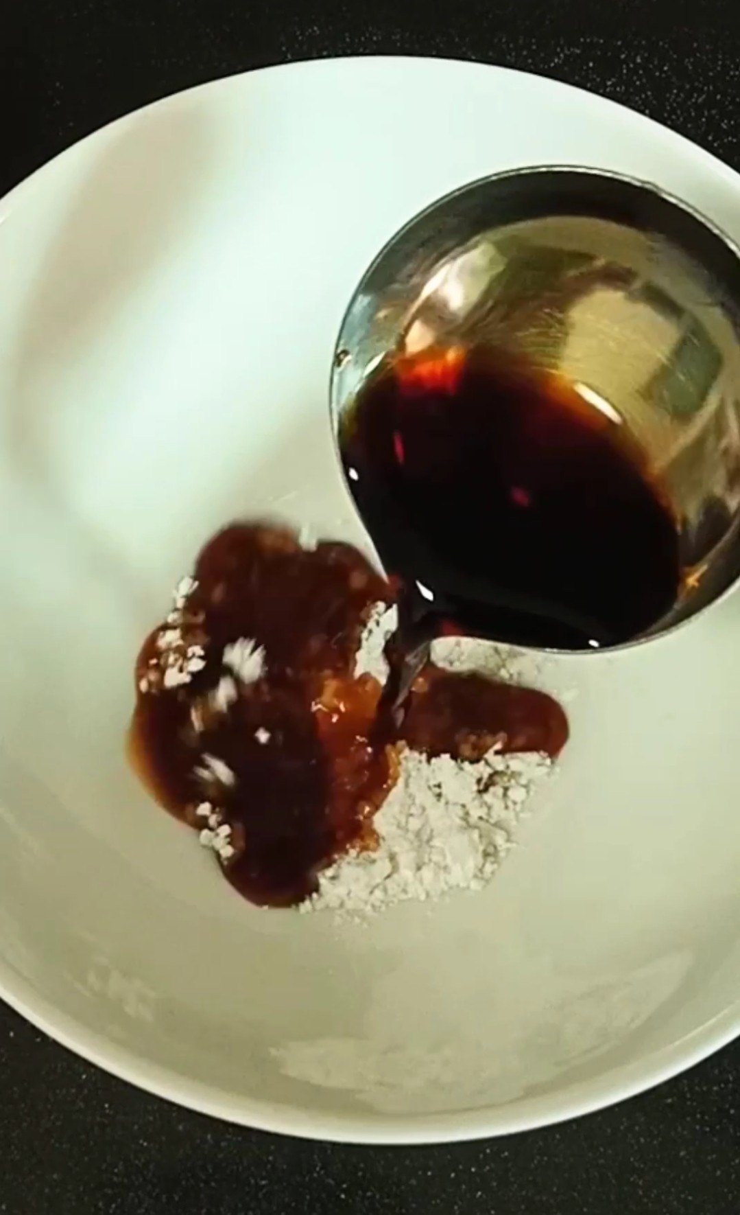 女人常吃这些皮肤水嫩皱纹消失,这几种食物有助淡化色斑