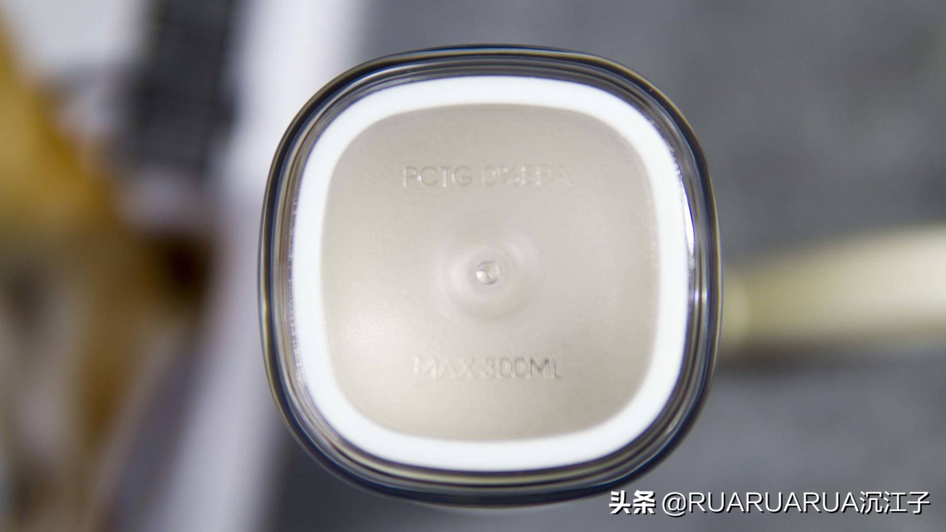 摩飞便携式榨汁杯早餐,摩飞便携榨汁杯的说明书