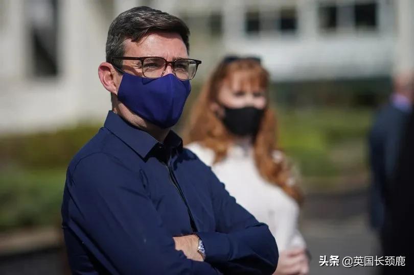 *锁封**有望在7月5日结束！英国各地大型接种点投入使用