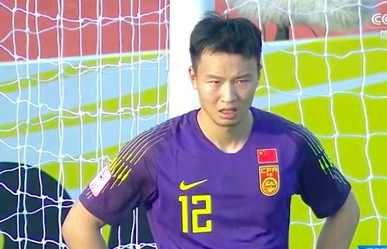 中国国奥0-1伊朗小组垫底出局,中国国奥对伊朗亚洲杯直播
