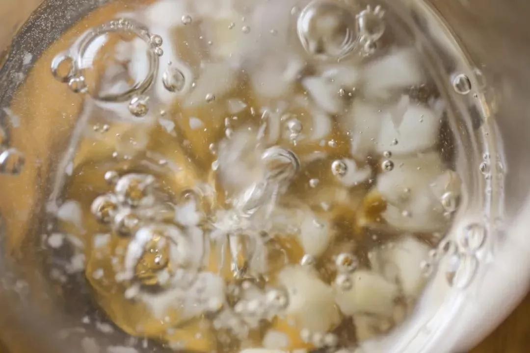 小龙虾味螺蛳粉,小龙虾味无骨鸡爪