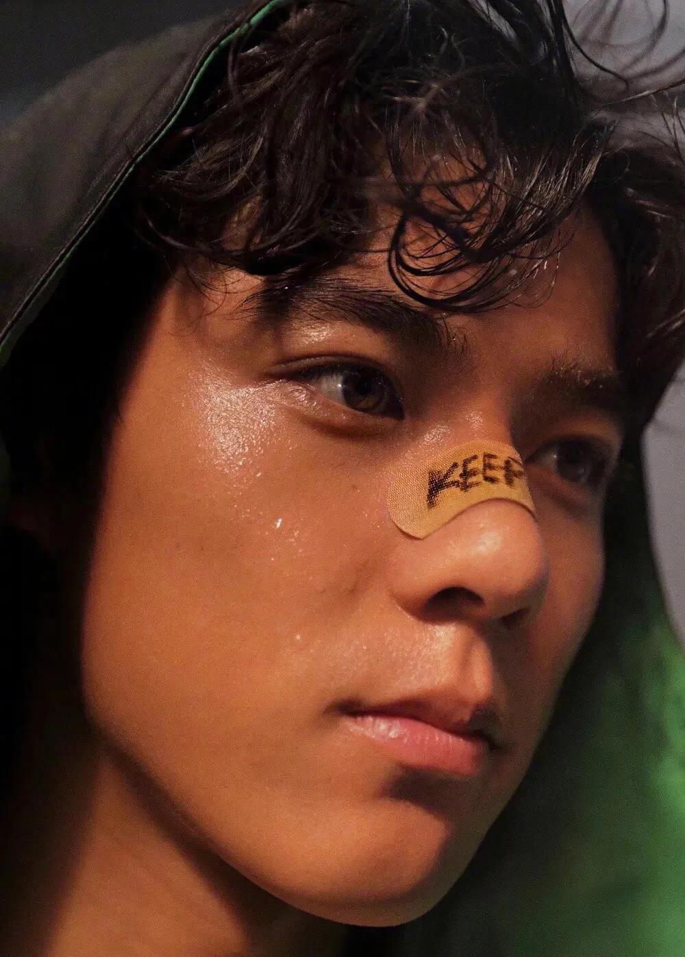 00后足球新星帅哥,18岁帅气篮球校草