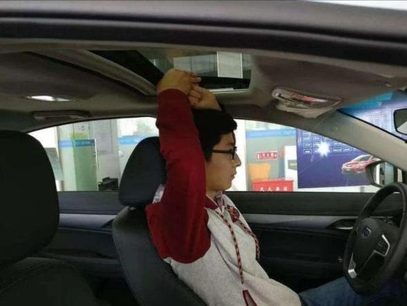 驾照考试挂科几次不能考,驾照挂科补考好过吗