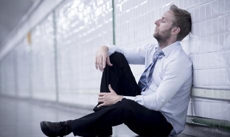 改善失眠的睡眠姿势,失眠促进睡眠的姿势