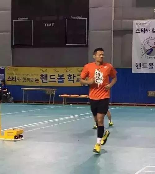 打球前的热身小技巧,冬天打球前的拉伸和热身