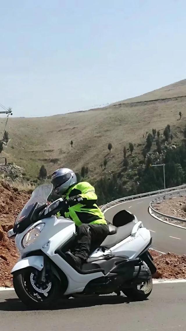 曾经的巡洋舰踏板摩托车,曾经的大白鲨踏板