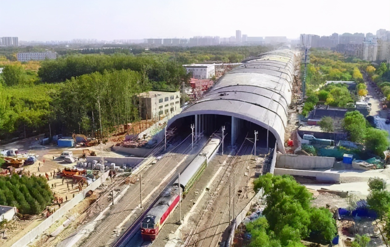 京沈高铁首趟检测列车发车！从沈阳到北京，2.5小时足够了