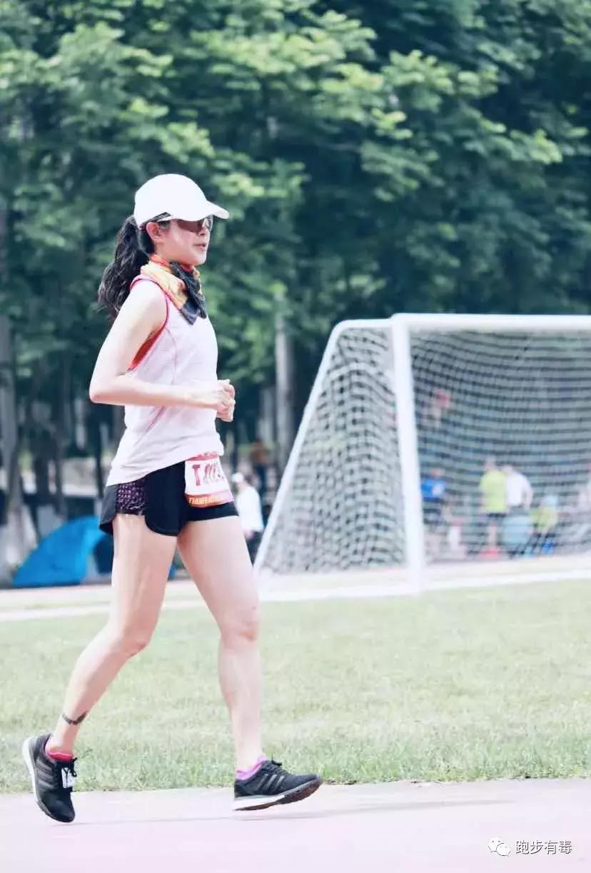 跑步必备的8件装备,跑步三年装备详解