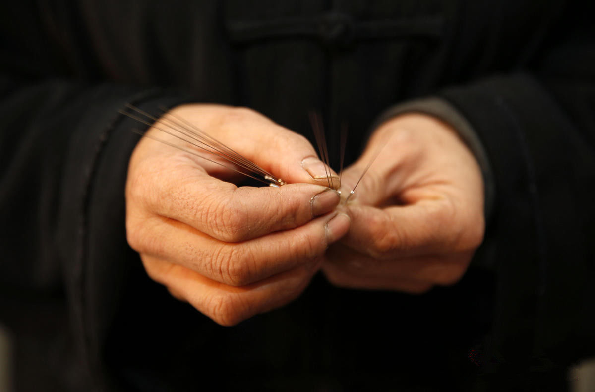 终南山活死人墓道长，悬壶济世30年，女弟子患癌症拜师后生命延续