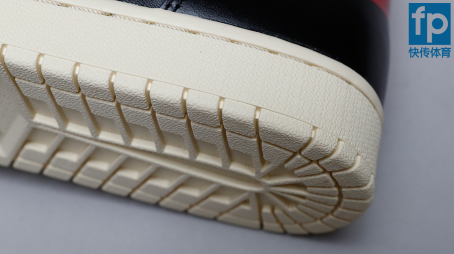 aj1爆漆皮,aj1亮面漆皮耐穿吗