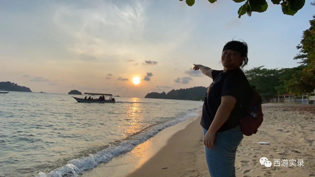 90后大马小媳妇一朵鲜花插在70后中国老公牛粪上