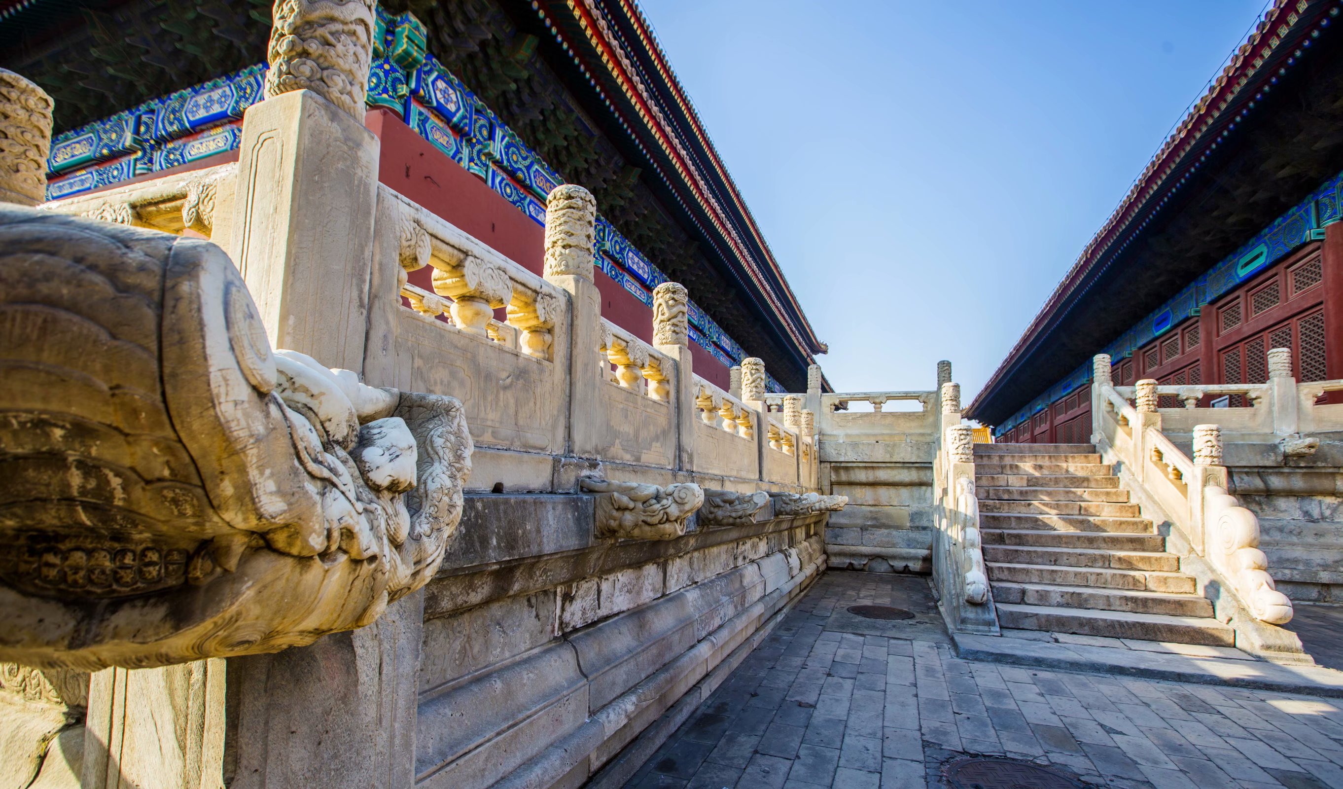 太庙，位于北京市东城区东长安街*安门天**东侧，始建于明永乐十八年