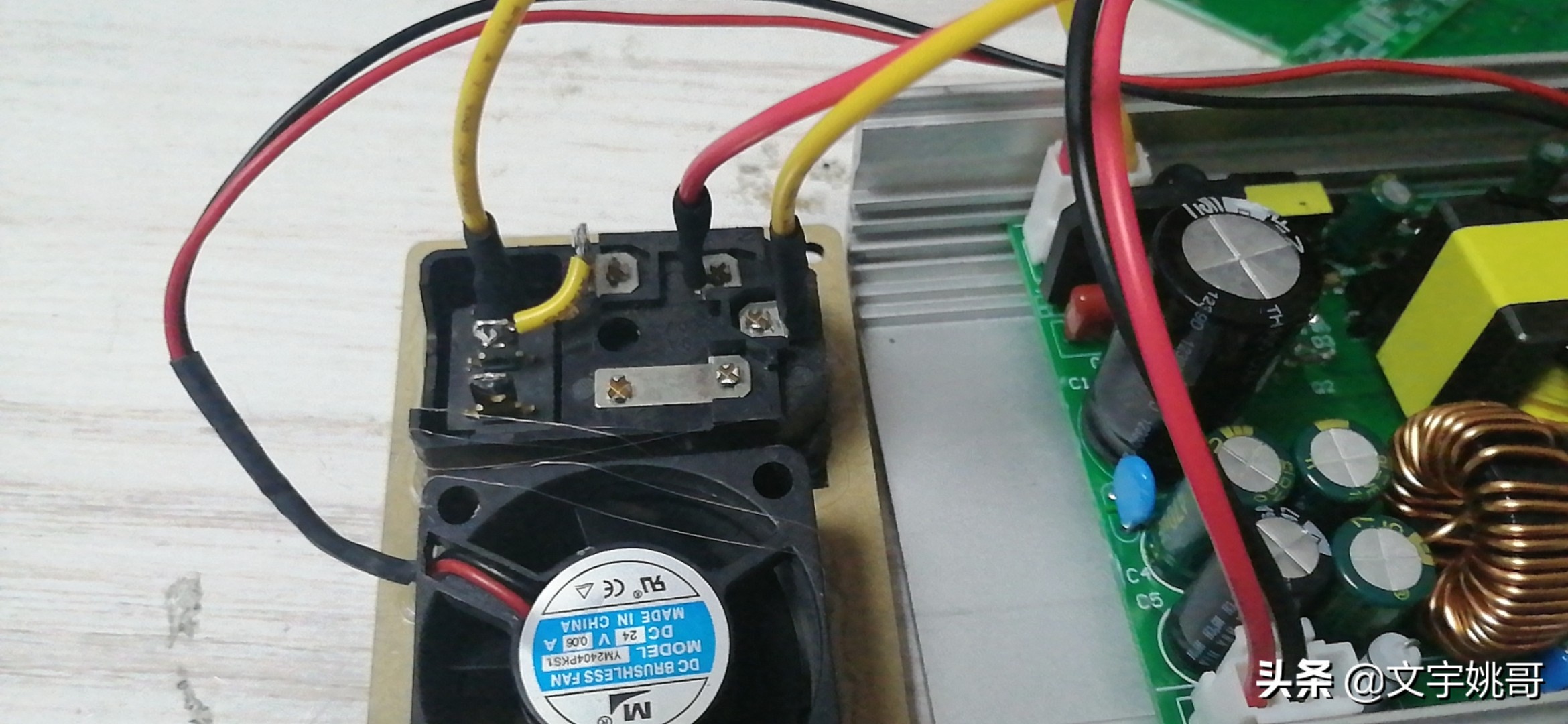 还在玩T12吗？快来看看用WY710高频烙铁主板组装台高性能高频烙铁