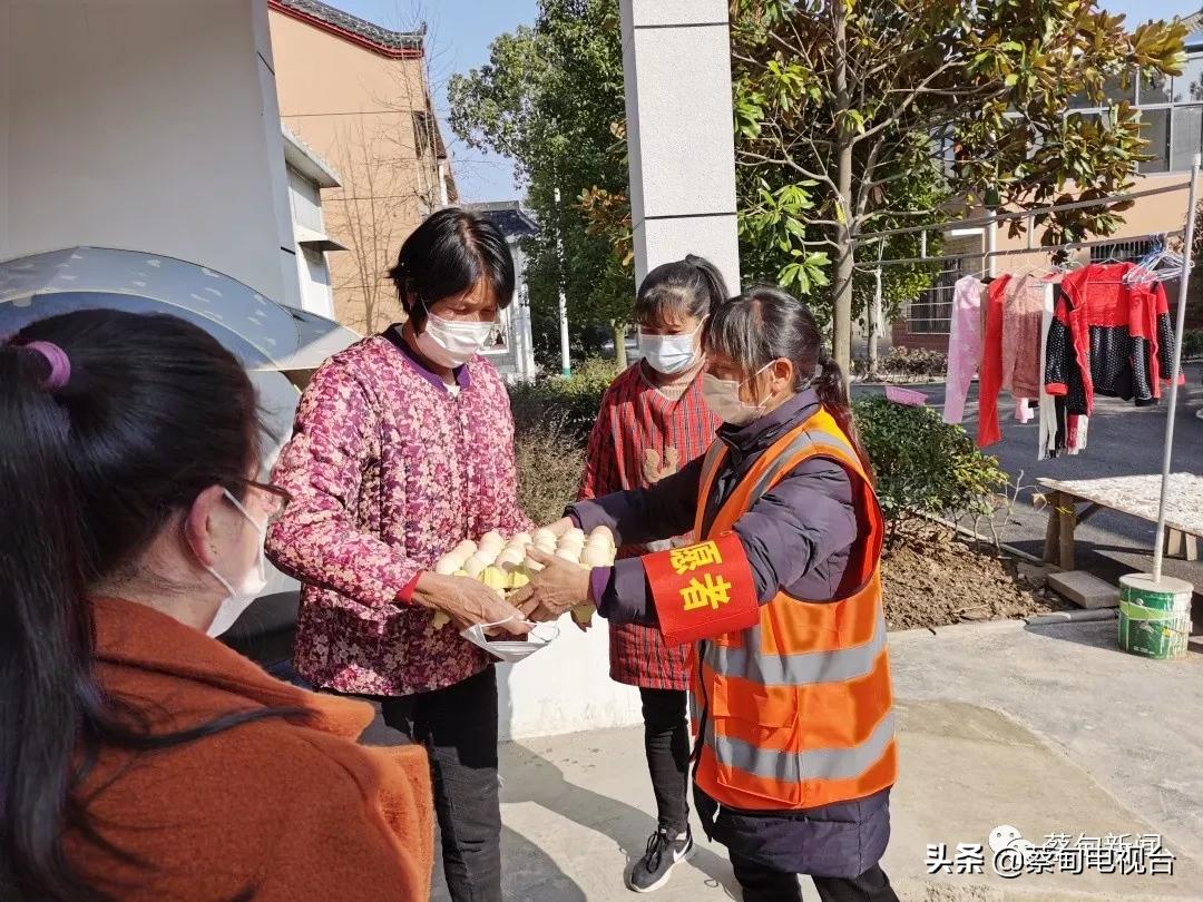 战疫情小城大爱|他们为全村代购手写了满满几页清单