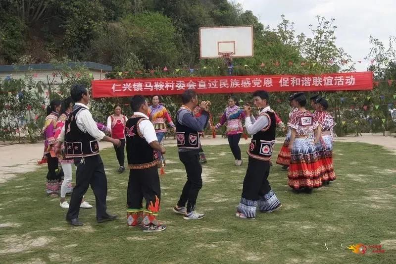 禄丰泡温泉攻略,禄丰恐龙谷温泉旅游攻略