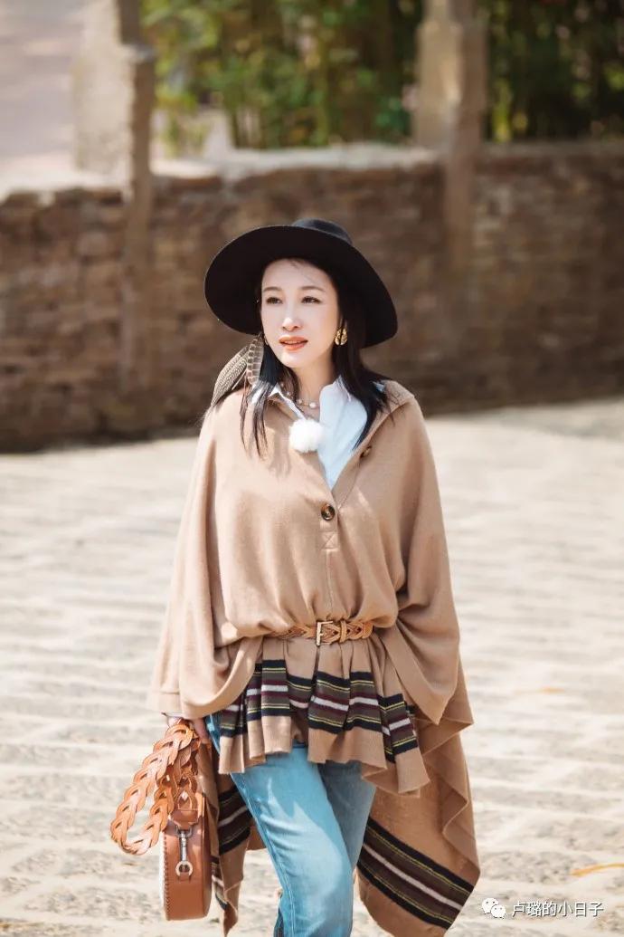 被秦海璐穿过的那些牌子，简直就是中年姐姐穿搭的模版