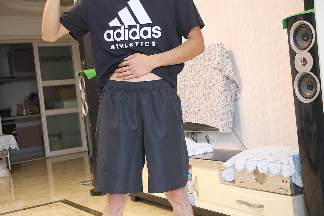 夏天男款穿什么短裤好看,潮流穿搭运动短裤男五分