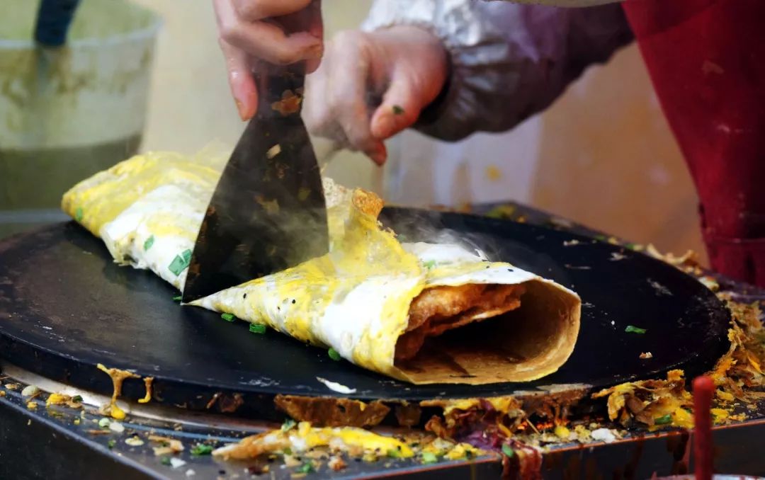 如果要摆摊要选啥,如果你想摆地摊最好是卖什么