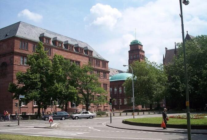 留学弗莱堡大学,弗赖堡大学留学费用多少钱