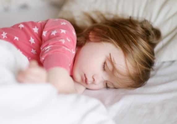 宝宝老做噩梦,宝宝总做噩梦哭醒怎么回事