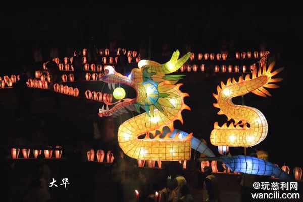 慈利龙潭河龙灯,慈利400米板板龙灯有多震撼