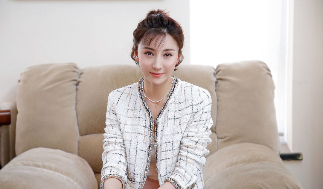 嫁给富豪的7个女星,嫁给72岁富豪的女星