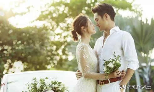 婚礼邀请函夫妇一起怎么写,婚礼请柬文案发朋友圈配文