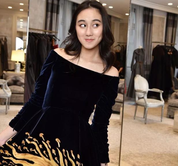 赌王唯一一个没有上过大学的女儿,赌王两个儿女近况