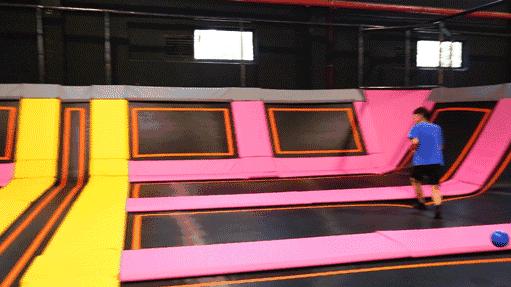 蹦床馆网红滑梯室内,旱雪滑梯蹦床公园