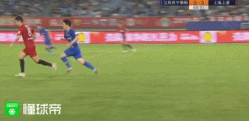 江苏苏宁队对上海上港队,江苏苏宁十轮不败