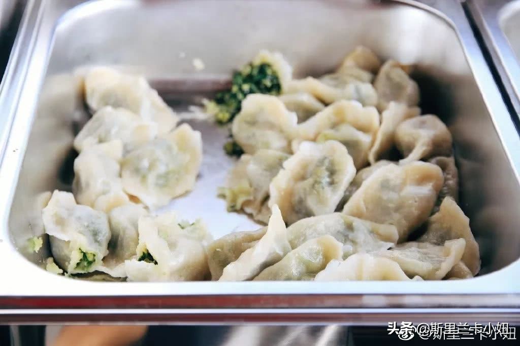 科伦坡淡山茱萸粉ins风酒店：清新艺术气质流行色不仅穿身上