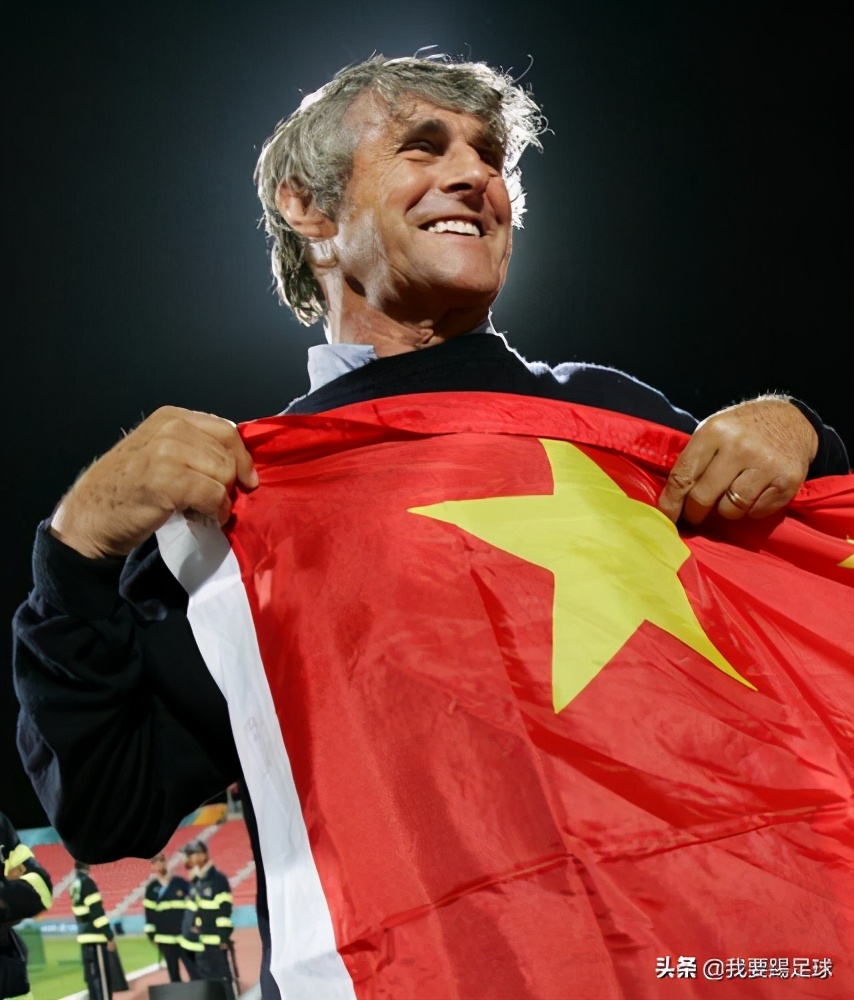 历史上毁誉参半的名将,中国体坛十大毁誉参半的金牌教头