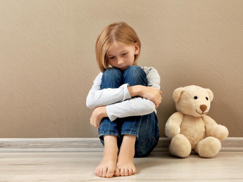 妈，同桌老是摸我，妈妈教科书式回答，让女儿远离恶爪