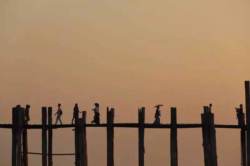 消除照片背景杂物app,擦除背景杂物app