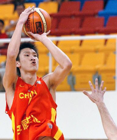 “难道非得把跟腱练断了，才叫为国争光？”