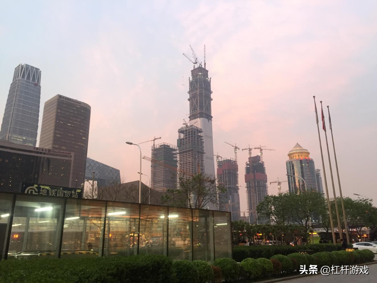 王健林300亿投资,王健林3000万以下项目